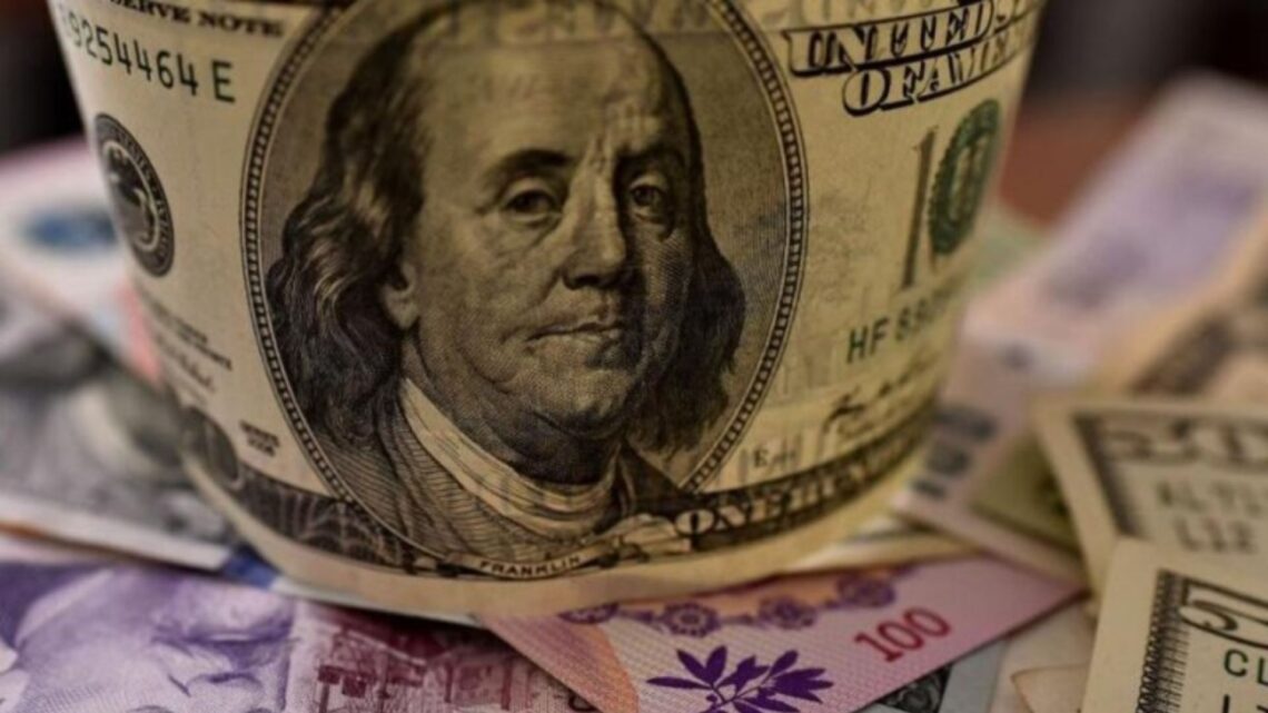 El Dólar Blue alcanza un nuevo récord histórico