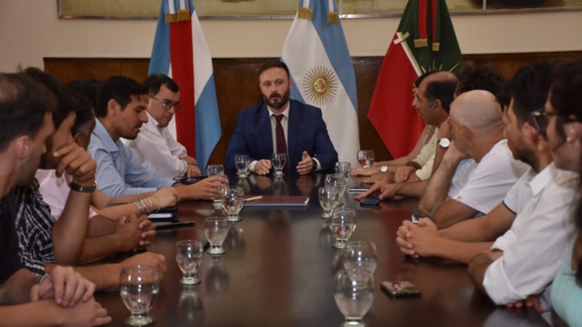 Azcué apunta al desarrollo productivo de Concordia