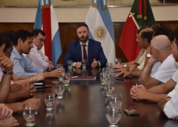 Azcué apunta al desarrollo productivo de Concordia