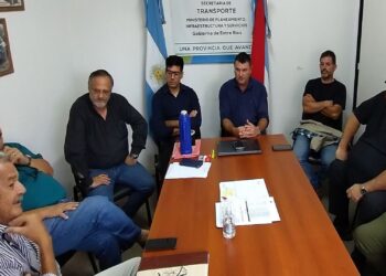 Analizan la situación del transporte urbano de pasajeros en Entre Ríos