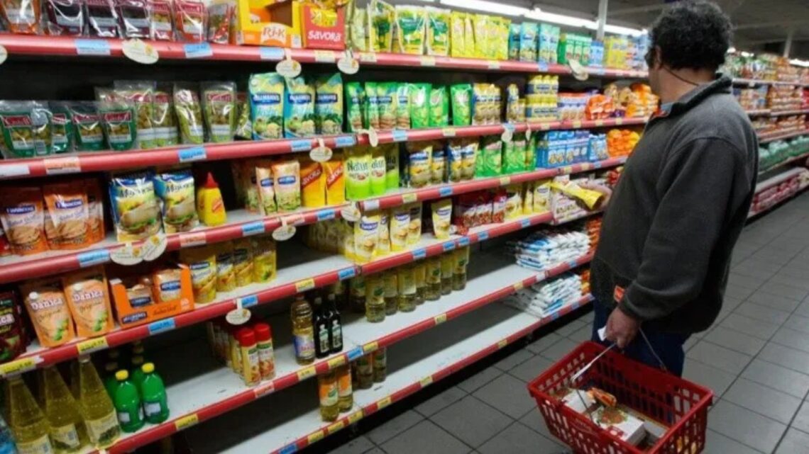 El Gobierno derogó 69 normas para «fortalecer la competencia» y dio de baja un programa de incentivo a las economías regionales