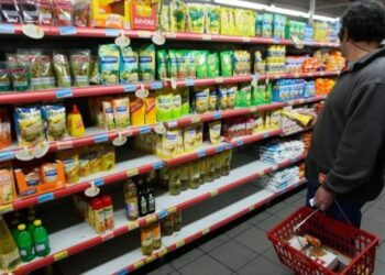 El Gobierno derogó 69 normas para «fortalecer la competencia» y dio de baja un programa de incentivo a las economías regionales