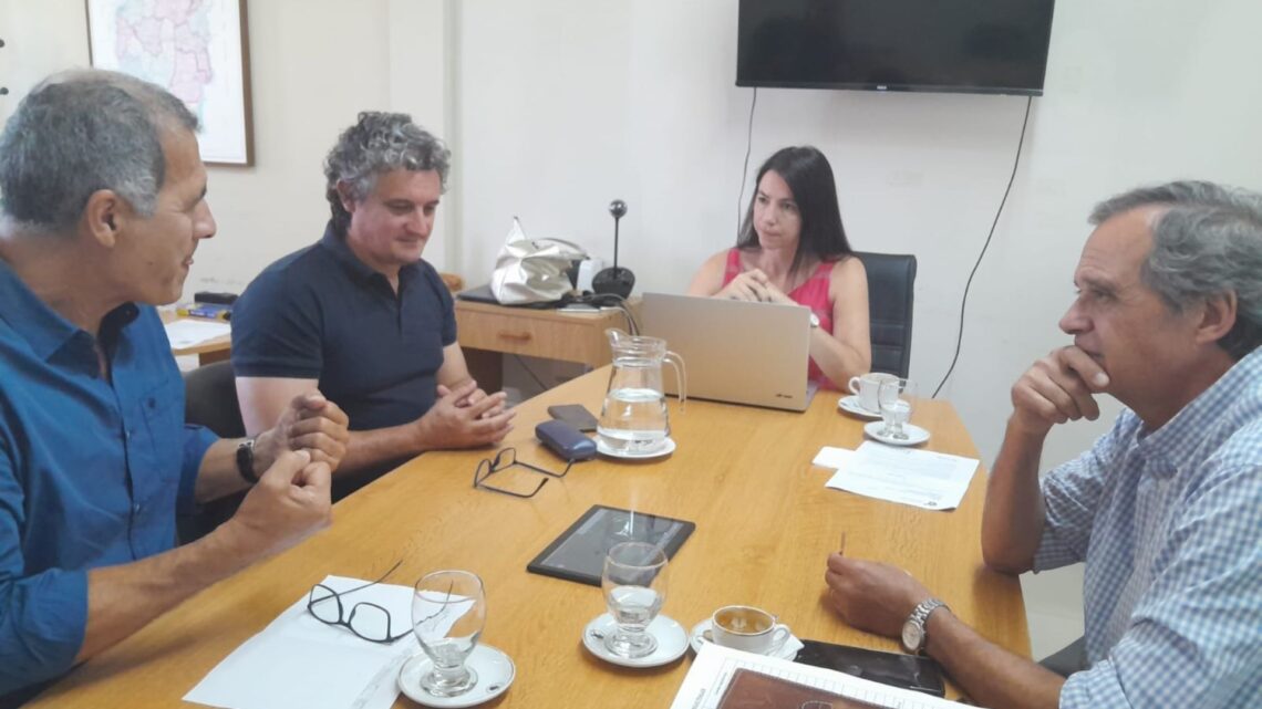 El Intendente Bravo gestiona ante la Secretaría Provincial de Comercio, Industria y Minería