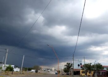Rige alerta por tormentas en 10 departamentos de Entre Ríos