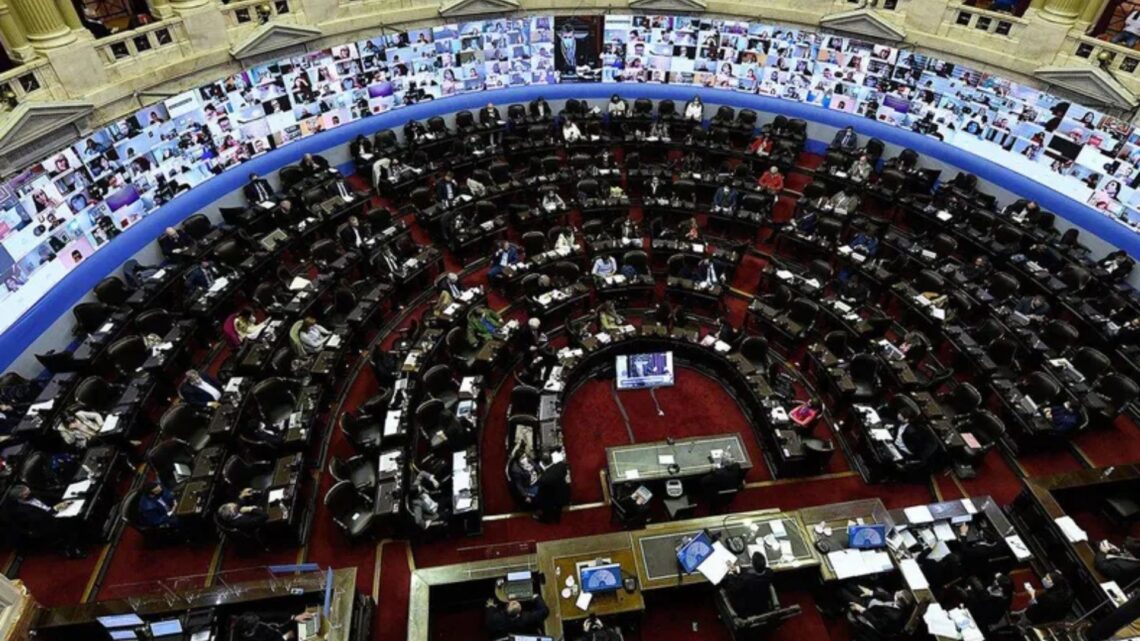 Para poder aprobar la ley ómnibus, el Gobierno extendió las extraordinarias hasta el 15 de febrero