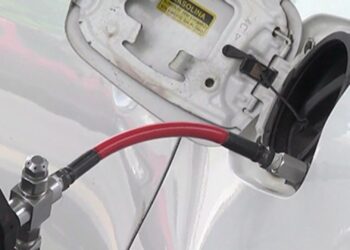 Crece la conversión de autos a gas y estiman que este año se triplicará