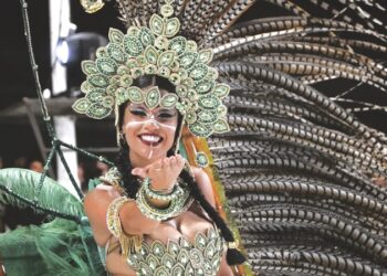 El carnaval más pasional se prepara para la tercera noche