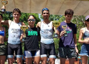 Triatlón Jeep: Caino y Díaz profetas en su tierra