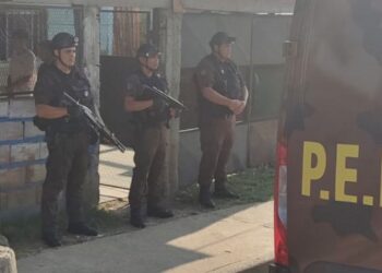 Cuatro allanamientos para dar con los sindicados de apuñalar a un joven que pelea por su vida en el Masvernat