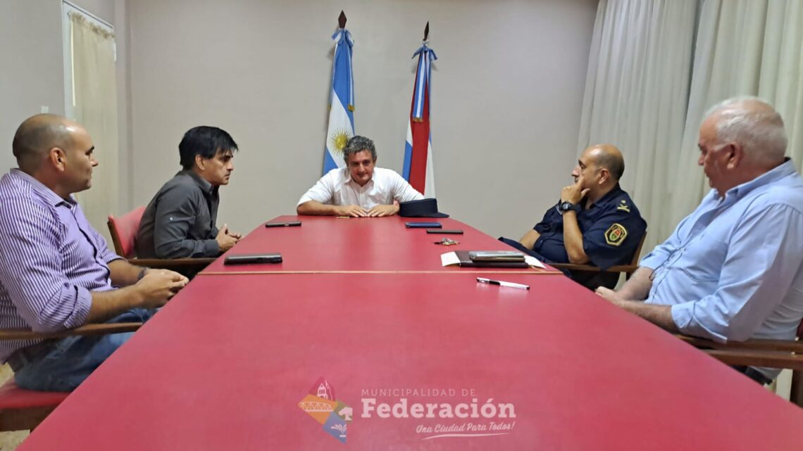 El Intendente Bravo recibió al Jefe y al Subjefe de la Departamental de Policía para el abordaje de distintos temas relacionado a la seguridad