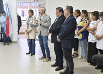 Frigerio: “La escuela tiene que volver a ser el lugar más importante en cada ciudad de la provincia”