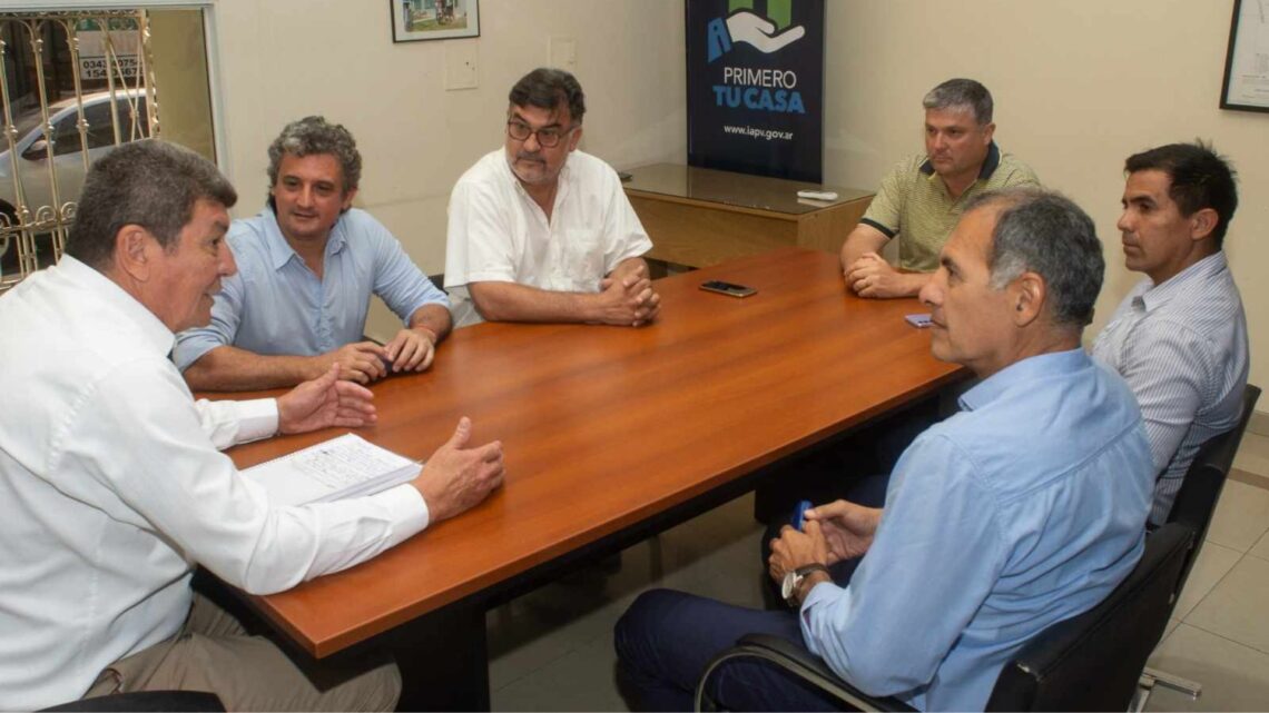 El Intendente Bravo mantuvo importante reunión con el titular del IAPV Manuel Schönhals