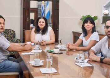 Encuentro para fomentar lazos comerciales con Salto