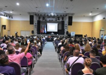 Azcué: “queremos jerarquizar y enaltecer la administración pública”