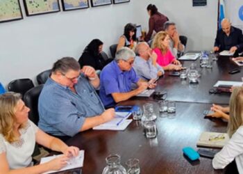 Paritaria docente: Provincia convocó a los gremios para este miércoles