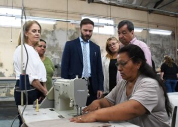 Se puso en funcionamiento el taller textil municipal