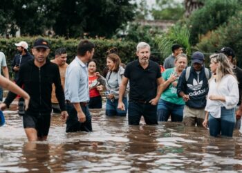 Frigerio estuvo en Gualeguay junto a los vecinos damnificados por el temporal