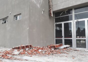 Julio Barrios genera más polémica al autorizar el uso del gimnasio del polideportivo de Concordia