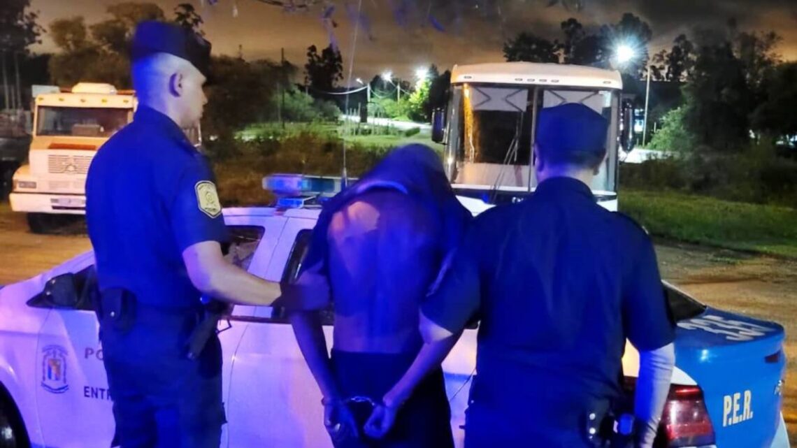 Detuvieron a un sujeto que con un arma blanca amenazaba a sus vecinos