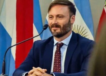 El intendente Azcué sumó su apoyo al “Pacto del 25 de Mayo” que propone el presidente Milei