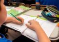 “Voucher educativo”: dónde completar el formulario para recibir $27 mil por hijo