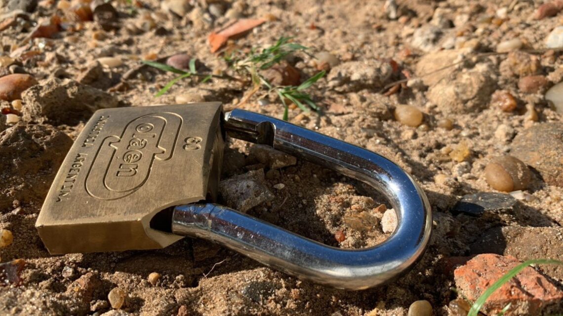 El Club Los Espinillos castigado por los robos