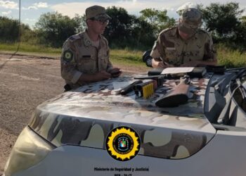 Realizan dos allanamientos y requisas domiciliarias por el delito de abigeato – secuestran cortes cárnicos y dos armas de fuego