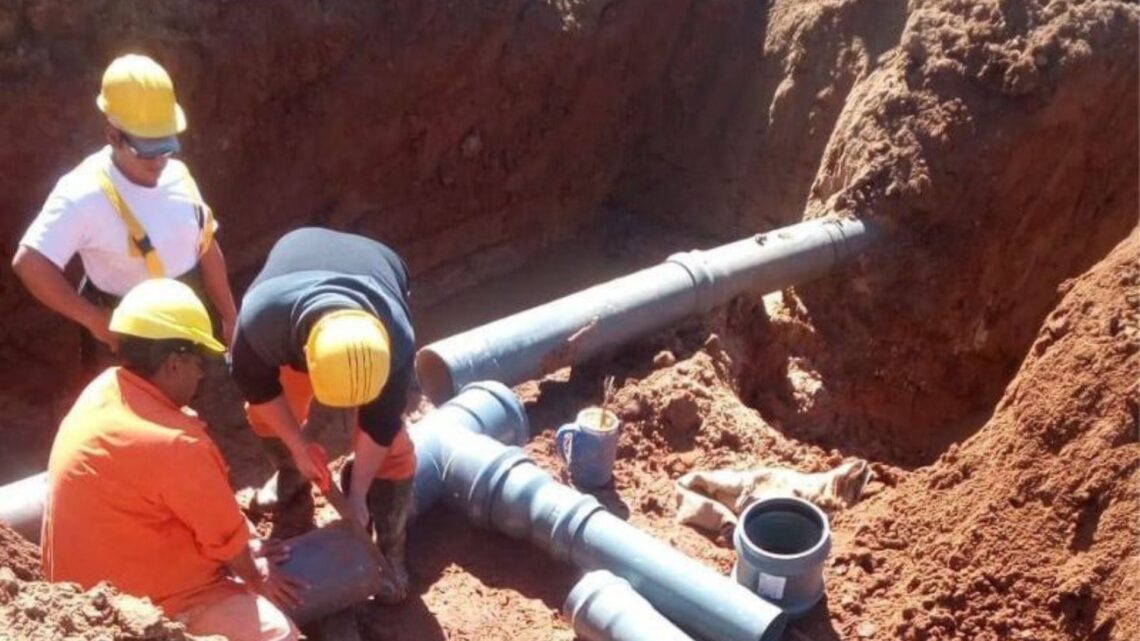 Rotura de un caño maestro de agua