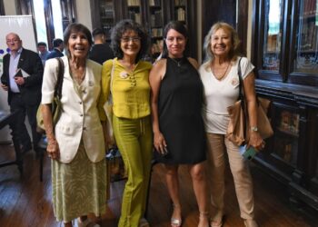 Homenaje a Mujeres Entrerrianas: la Fundación Cuidados Paliativos concordia fue reconocida por la Diputada Carola Laner