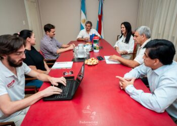 El Intendente Bravo encabezó una reunión con Directores de Cultura del Departamento