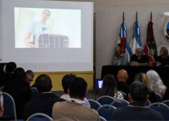 Reconocimiento a la destacada trayectoria artística de Mario Meichtry, Santos Maggi y Horacio Malvicino