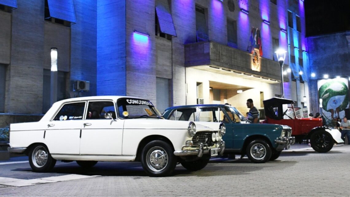 Se presentó el 6to encuentro internacional de autos antiguos y clásicos