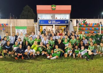 Amistoso internacional de fútbol femenino