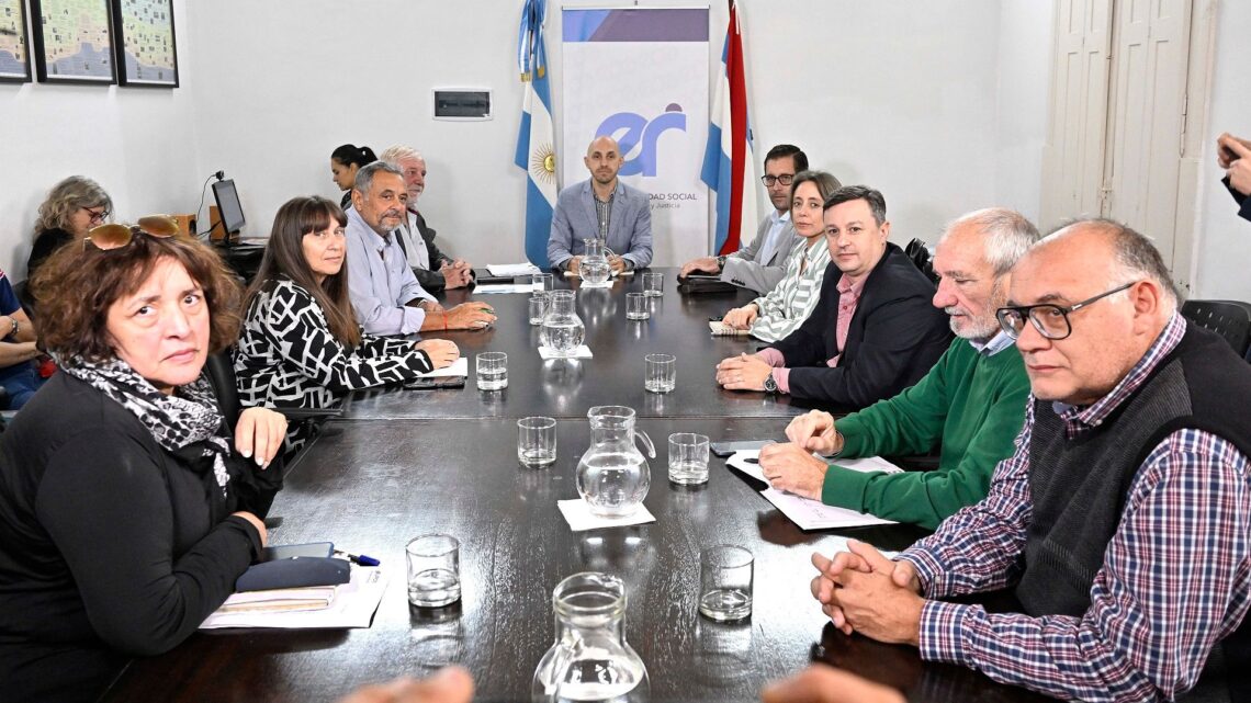 El gobierno realizó una oferta salarial a los gremios estatales