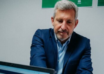 El gobernador ya tiene firma digital, una herramienta al alcance de todos los ciudadanos