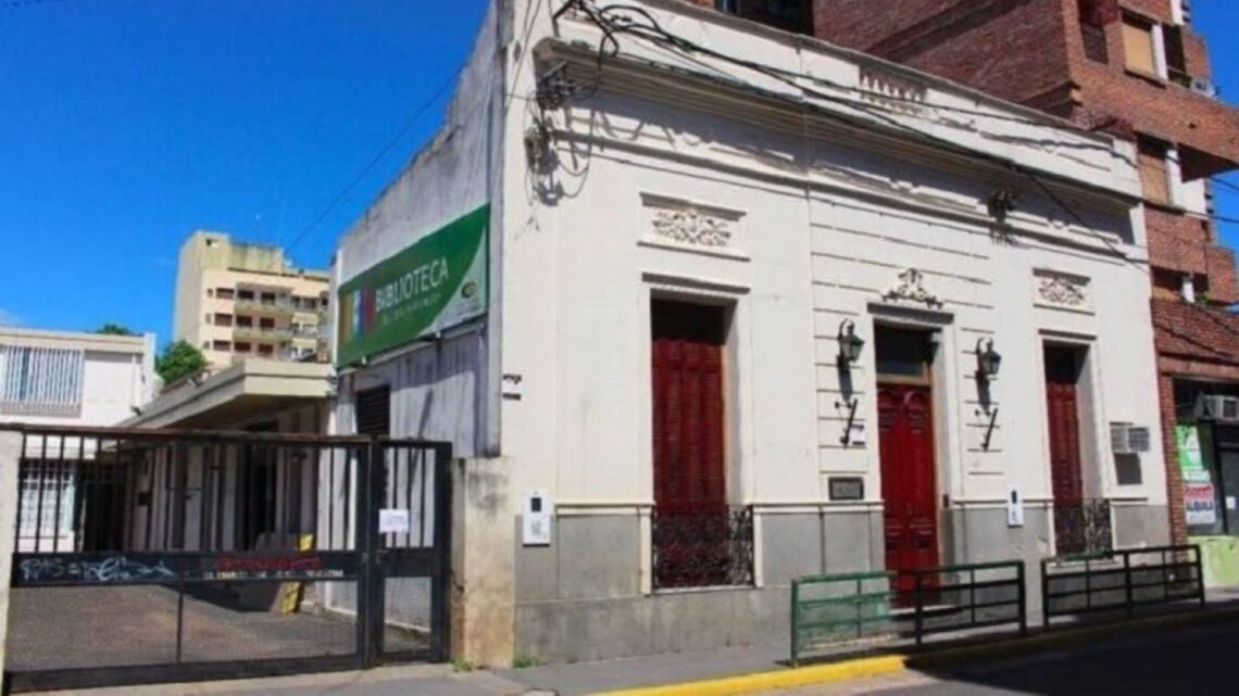 Biblioteca Julio Serebrinsky con horario reducido