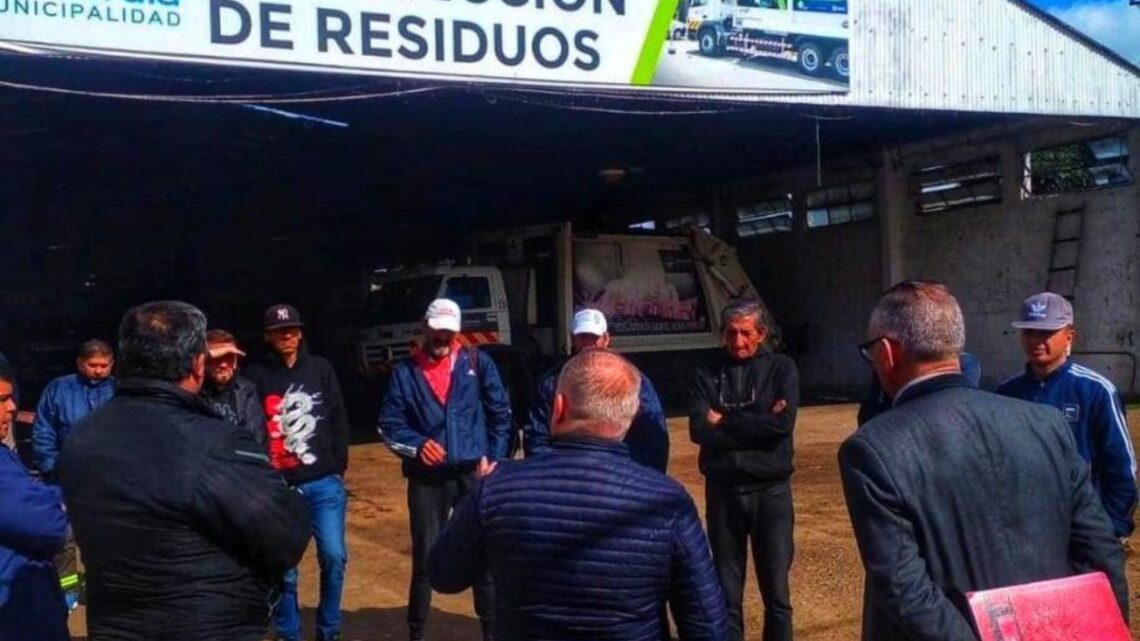 Programa “Puente Educativo” para empleados municipales