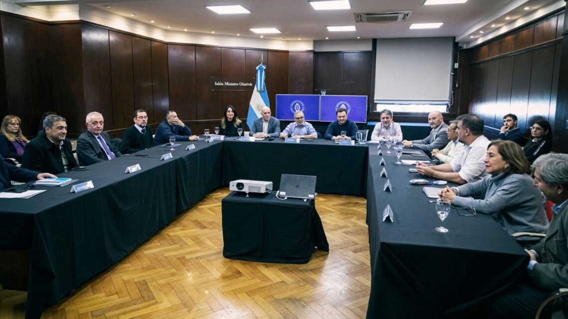 Grieve participó de un nuevo encuentro del Consejo Regional de Salud