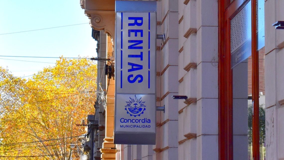 Azcué decretó la eximición de las tasas comercial e inmobiliaria a los damnificados por la inundación