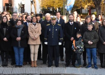 Azcué: “luchemos unidos por una patria común, por el sueño de nuestros padres y el futuro de nuestros hijos”