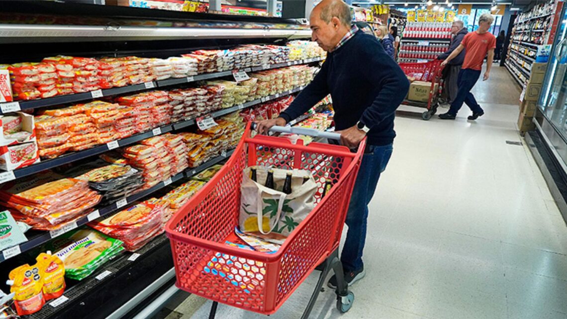 El consumo en supermercados cayó 9,3% en el primer trimestre del año