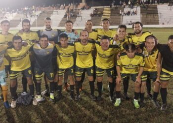 Comunicaciones venció a Unión y no le pierde pisada a La Bianca