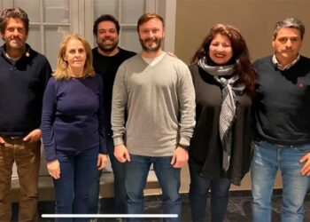 Azcué confirmó la eliminación de la Jefatura de Gabinete y de la Secretaría General de la Intendencia