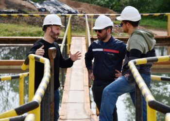 EL INTENDENTE AZCUÉ SUPERVISÓ LOS TRABAJOS DE MANTENIMIENTO QUE SE REALIZAN EN LA PLANTA POTABILIZADORA