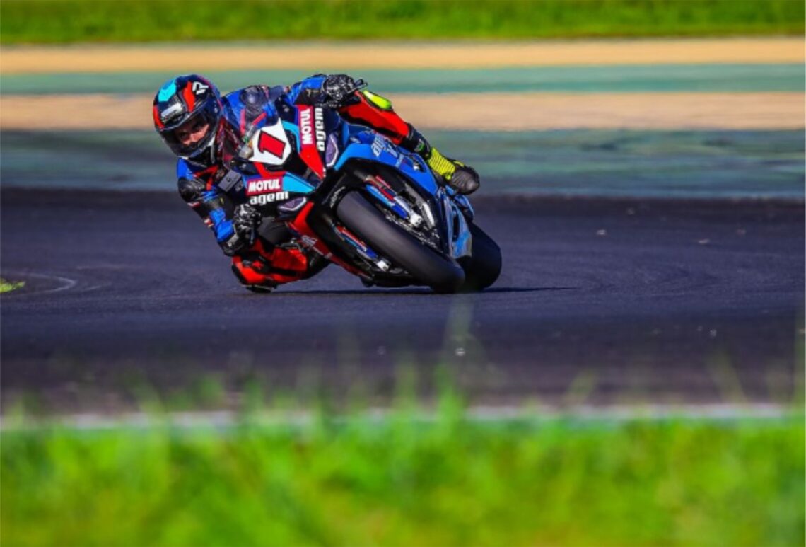 FIN DE SEMANA A PURO MOTOCICLISMO DE VELOCIDAD EN EL AUTÓDROMO CONCORDIA