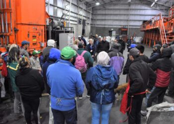 REINSERCIÓN LABORAL PARA FAMILIAS DEL BARRIO LLAMARADA