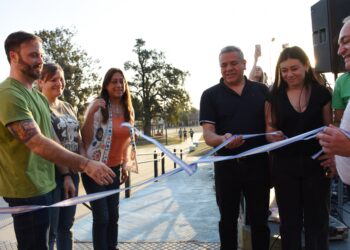 PROMOCIÓN DE LA LECTURA: SE INAUGURÓ LA BIBLIOTECA MÓVIL