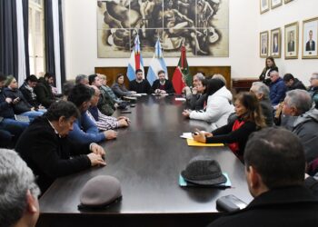 EL INTENDENTE AZCUÉ CONFIRMÓ QUE EL 17 DE AGOSTO SE FIRMA EL PACTO DE JULIO