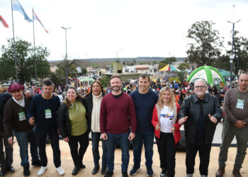 AZCUÉ: “TRABAJAMOS PARA QUE LOS CHICOS CREZCAN EN UNA CIUDAD ORDENADA Y CON OPORTUNIDADES”