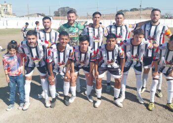 Victoria terminó venciendo a Ferro en un partidazo